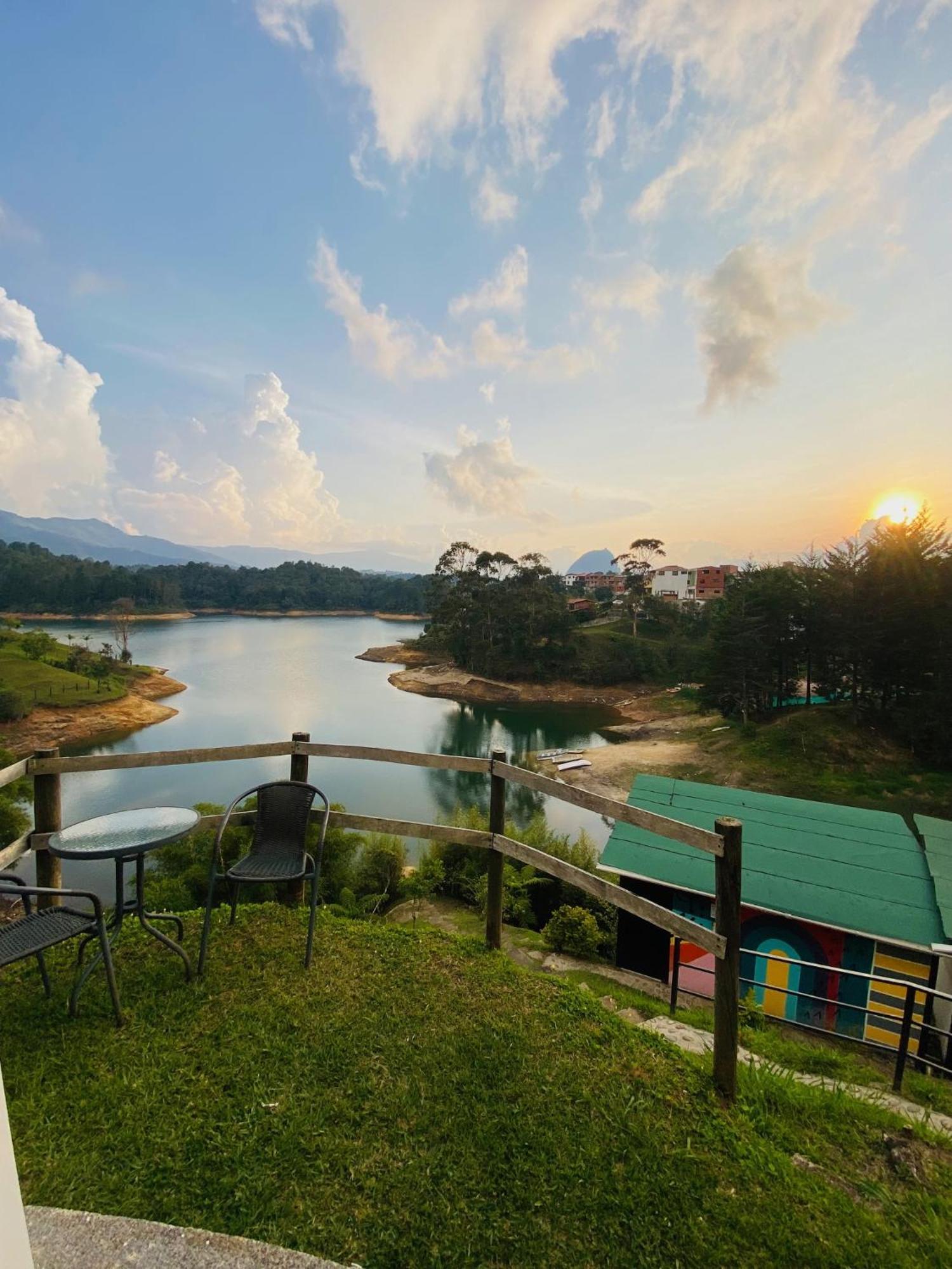 La Madriguera Hotel Guatapé Exterior foto