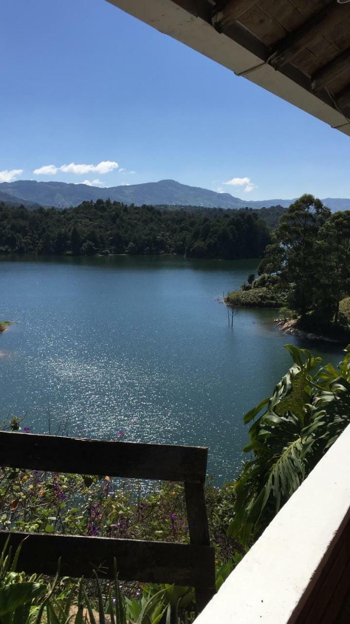 La Madriguera Hotel Guatapé Exterior foto